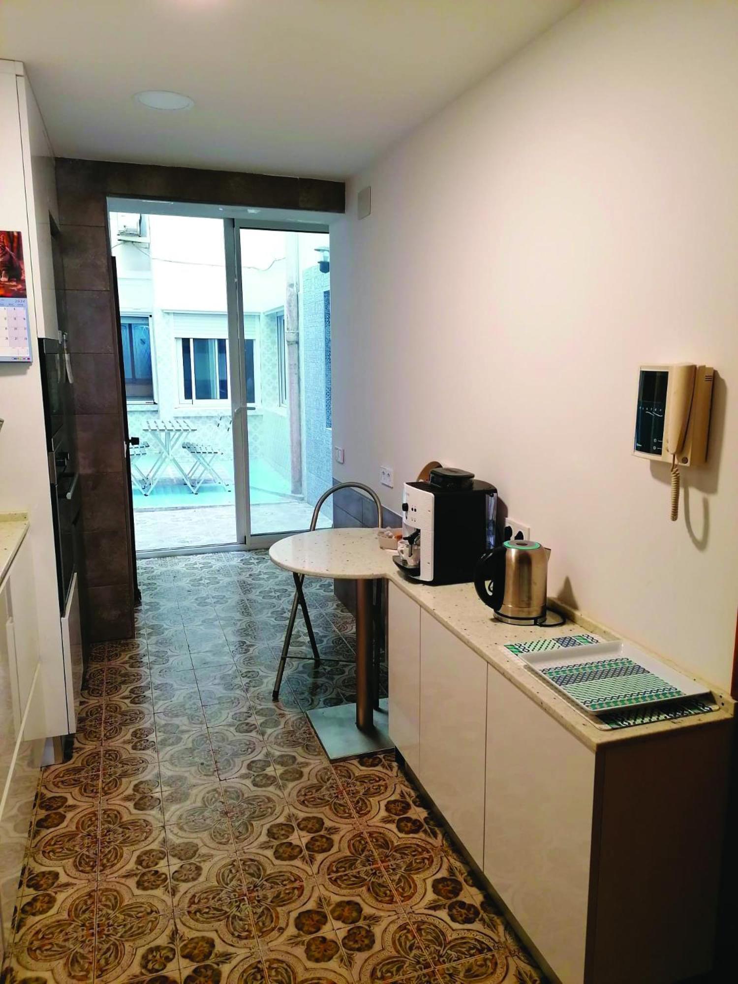 Appartement Au Centre D'Alicante Eksteriør bilde